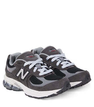 2002 Kids leather and mesh sneakers | New Balance Kids