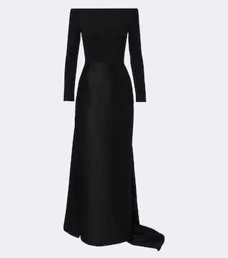 Off-Shoulder Robe Winslow | Solace London