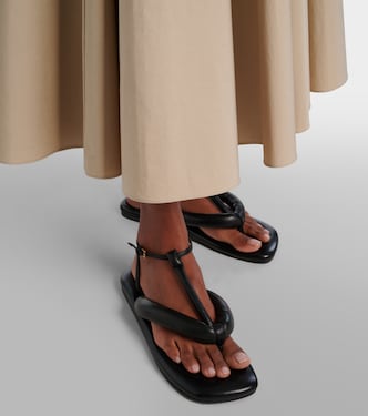 Boudoir leather thong sandals in black - Givenchy | Mytheresa