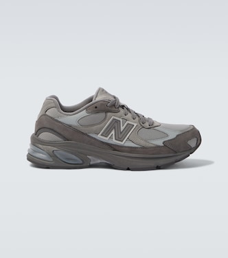 x New Balance 2010 suede-trimmed sneakers | Comme des Garçons Homme