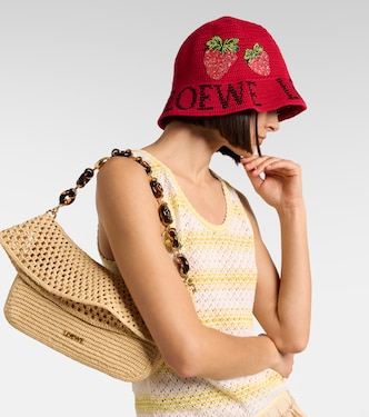 Paula's Ibiza crochet cotton bucket hat in red - Loewe | Mytheresa