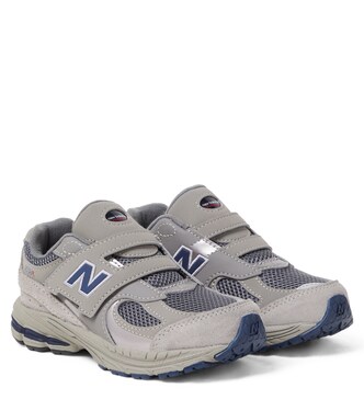 2002 suede-trimmed sneakers | New Balance Kids