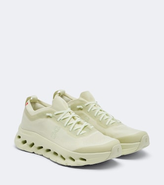 x Zendaya Cloudtilt Moon running shoes | On