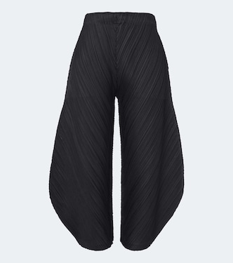 Monthly Colors: July pleated pants | Pleats Please Issey Miyake