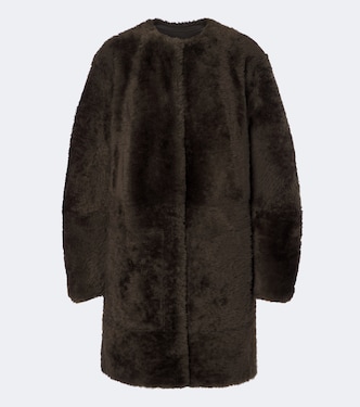 Reversible shearling coat | Vince