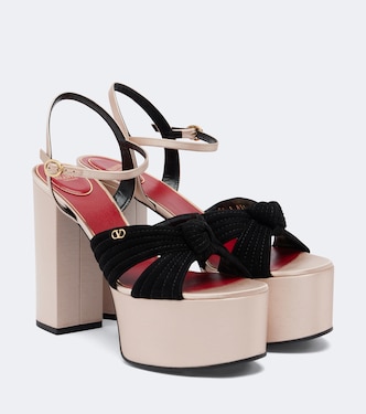 Plateausandalen Crasher mit Satin | Valentino Garavani