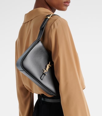 Le 5 à 7 leather shoulder bag in black - Saint Laurent | Mytheresa