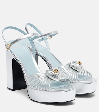 Plateausandalen Cœur Royal aus Metallic-Leder | Valentino Garavani