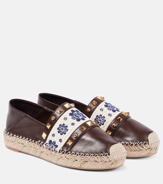 County Rockstud leather espadrilles | Valentino Garavani