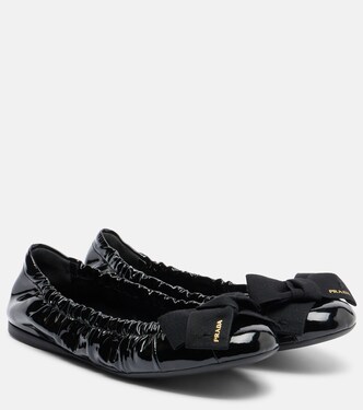 Bow-detail patent leather ballet flats | Prada