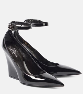 VLogo Lockette 105 patent leather wedges | Valentino Garavani