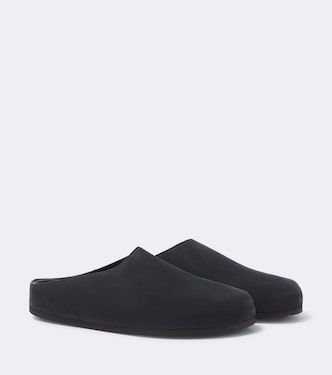 Mules Wearing aus Veloursleder | Studio Nicholson