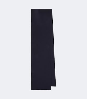 Frederika cashmere scarf | Lisa Yang