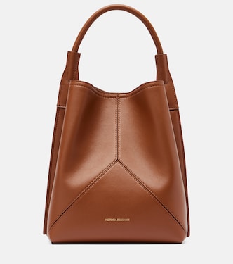 Victoria Medium leather bucket bag | Victoria Beckham