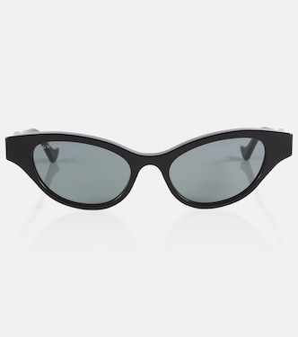 Embellished cat-eye sunglasses | Gucci