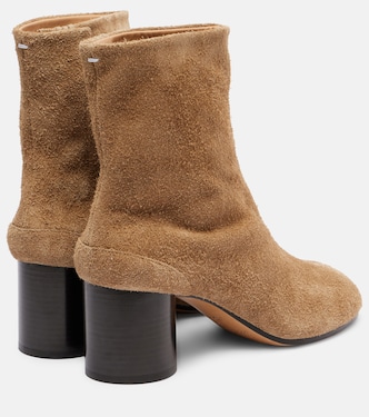 Tabi 60 suede ankle boots in beige - Maison Margiela | Mytheresa
