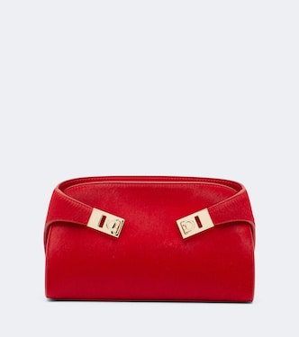 Hug S号小牛毛手拿包 | Ferragamo