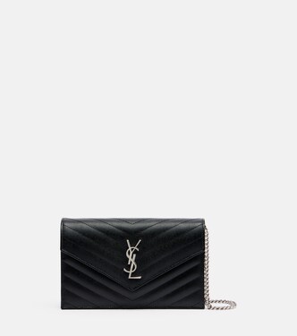 Cassandre Envelope Small leather wallet on chain | Saint Laurent