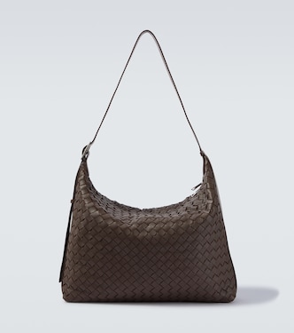 Traveler Medium leather shoulder bag | Bottega Veneta
