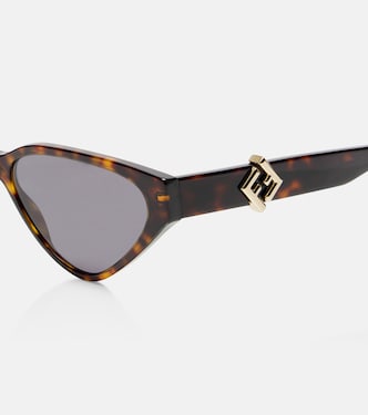 FENDI サングラス ブラウン/ィ FF ダイヤモンド キャット FF Diamonds cat-eye sunglasses in brown - Fendi | Mytheresa