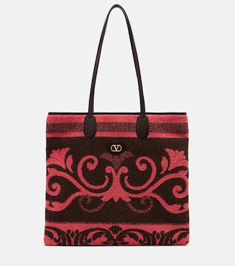 VLogo N/S Medium terry tote bag | Valentino Garavani