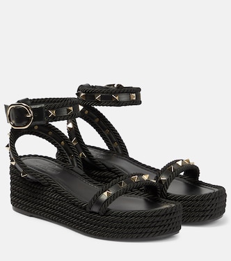 Rockstud皮革草编坡跟鞋 | Valentino Garavani