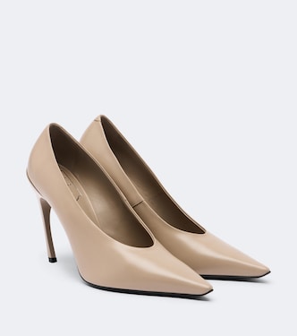 Choc leather pumps | Roger Vivier