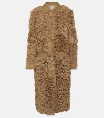 Leather-trimmed shearling coat | Toteme