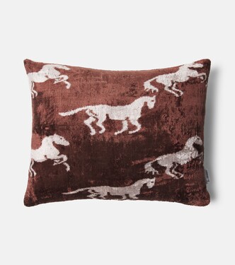 Silk and cotton velvet cushion | Les-Ottomans