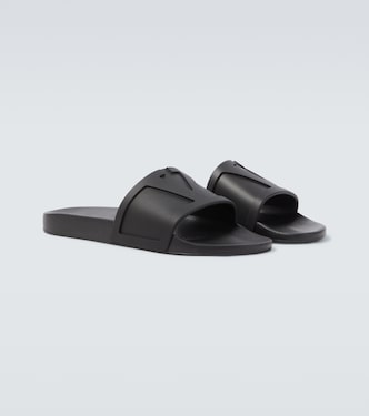 VLogo slides | Valentino Garavani