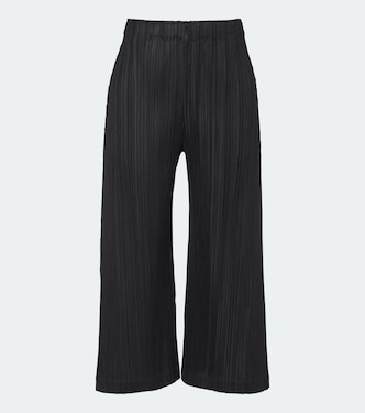 Monthly Colors: July pleated pants | Pleats Please Issey Miyake