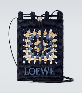 Paula's Ibiza Etui mit Riemen aus Raffiabast | Loewe