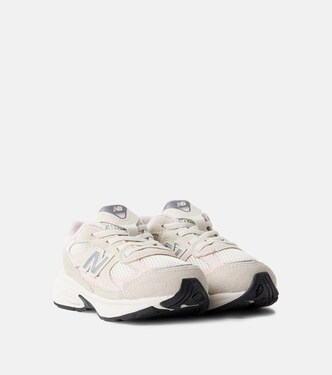 2010 Infant suede-trimmed sneakers | New Balance Kids