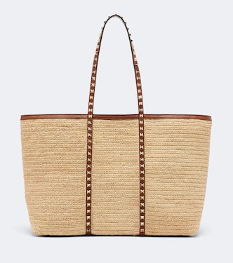 Rockstud Large raffia tote bag | Valentino Garavani