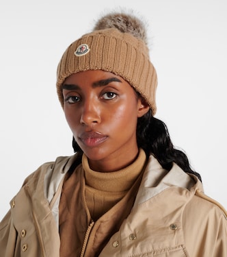 MONCLER ベージュ ニット帽 ファー付き MONCLER（モンクレール） 【並行輸入品】モンクレール ニット帽