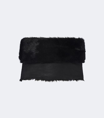Off-shoulder shearling crop top | Gucci