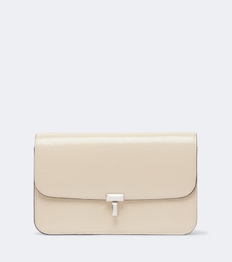 Crossbody Bag T-Lock aus Lackleder | Toteme
