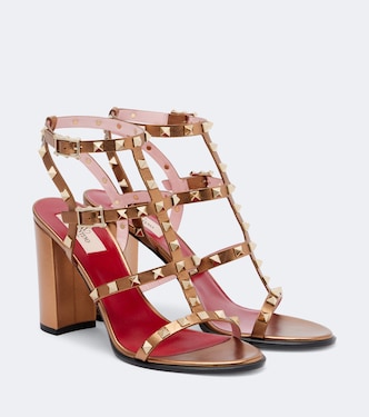 Sandalen Rockstud aus Metallic-Leder | Valentino Garavani