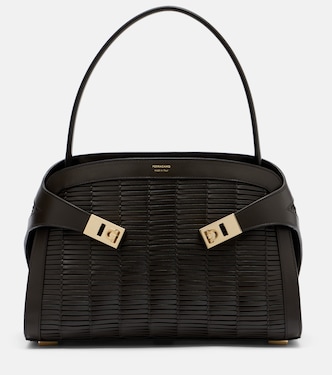 Borsa a spalla Hug Medium in pelle | Ferragamo