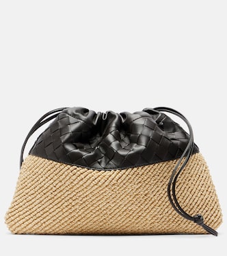Clutch Dustbag Small aus Raffiabast und Leder | Bottega Veneta