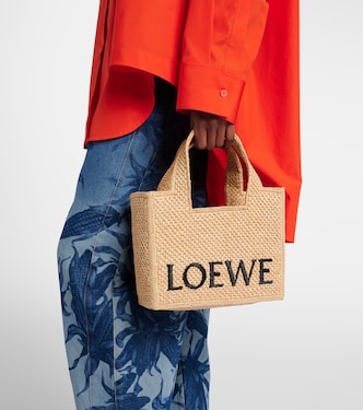 Paula's Ibiza Small logo raffia top-handle bag in beige - Loewe