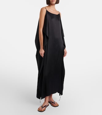 the row black dress - Women's Fanny in Wool - Opt for monochrome contrast and layer it over a white turtleneck top. The Row Spring 2023 Ready-to-Wear