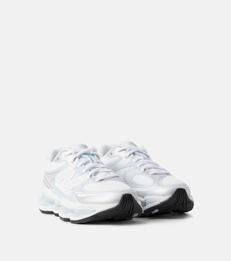 2000 Junior leather-trimmed sneakers | New Balance Kids