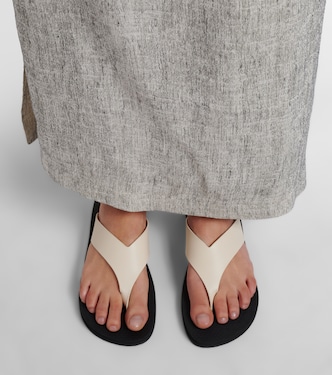 Dune Classic leather thong sandals in white - The Row | Mytheresa