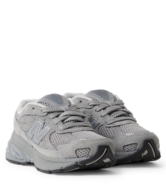 2010 suede-trimmed sneakers  | New Balance Kids