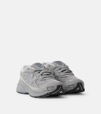 2010 Kids suede-trimmed sneakers  | New Balance Kids