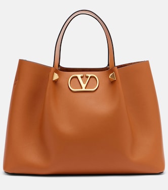VLogo Medium leather tote bag | Valentino Garavani