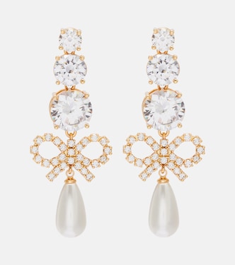 缀饰耳坠 | Self-Portrait