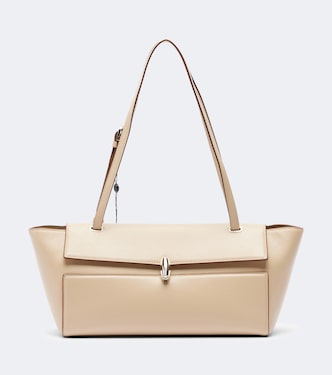 Schultertasche Symmetry Trapeze Medium aus Leder | Savette