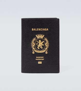 Logo passport holder | Balenciaga